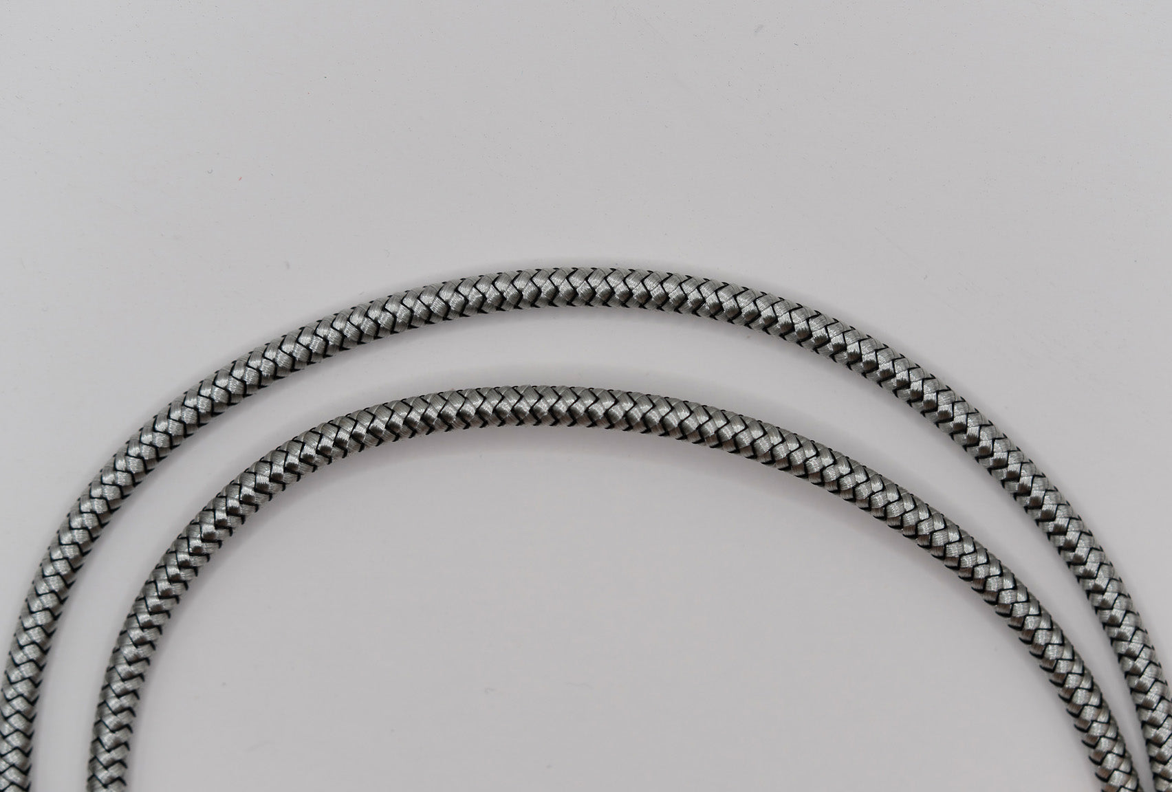 Cablu KBLU Essential cu înveliș textil împletit