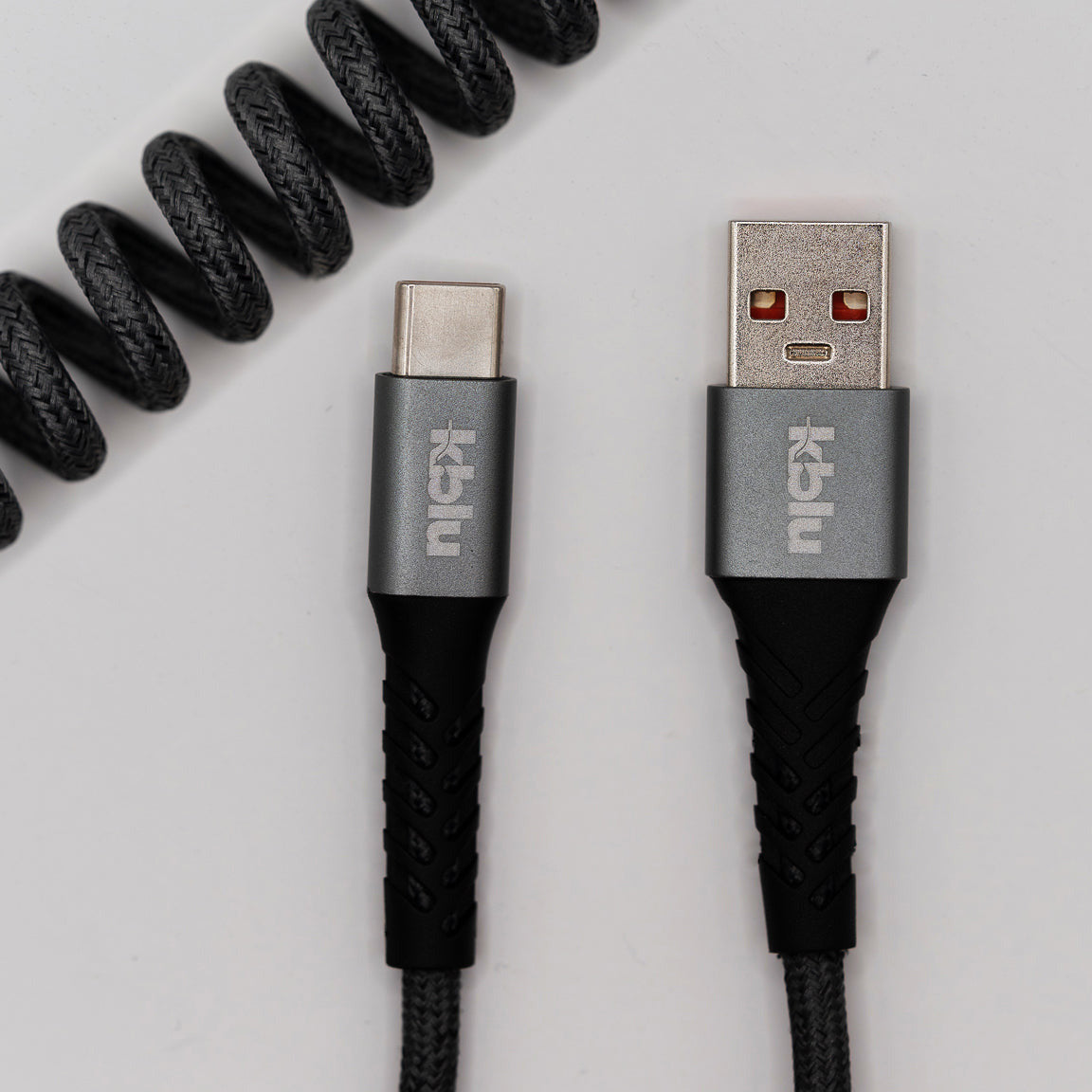 Cablu spiralat USB-A la USB-C KBLU Loop pentru încărcare rapidă 60W